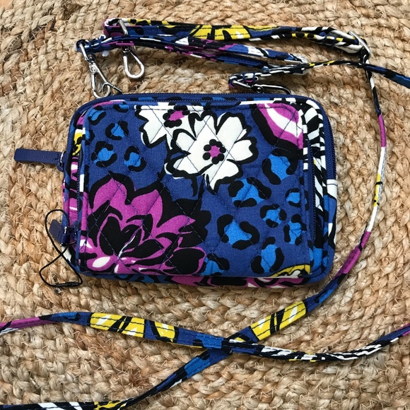 Vera Bradley Handbags - Vera On the Square Wristlet African Violet-NWOT